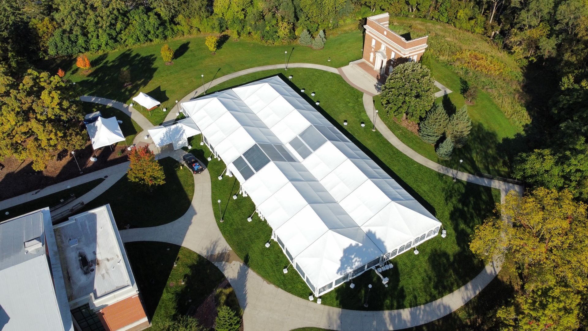 Rent Tents in Greater Kalamazoo